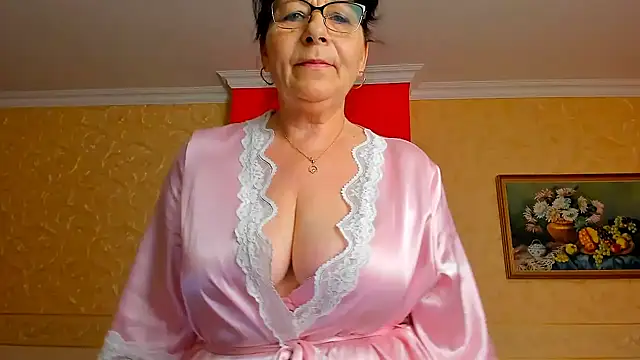 Snapshot of sweetangell69_ chatting on June 2026 03:52:02 AM sweetangell69 online show from June 2026 03:52:02 AM
