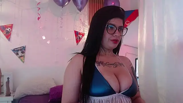evelingjoyy online show from July 2026 09:50:01 PM