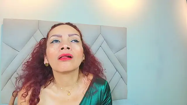 Kasandra Gomez online show from January 2026 12:29:02 PM