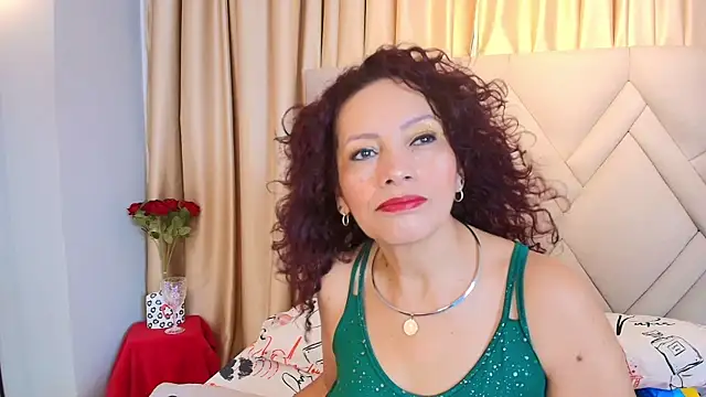 Snapshot of Kasandra_Gomez chatting on May 2026 12:13:02 PM Kasandra Gomez online show from May 2026 12:13:02 PM