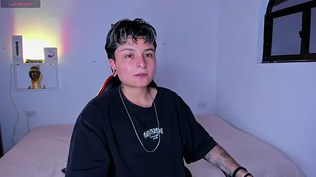 Snapshot of ZuryRamirez_ chatting on June 2026 08:53:01 PM ZuryRamirez online show from June 2026 08:53:01 PM