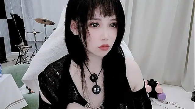 Vaness-a online show from June 2026 05:11:02 PM