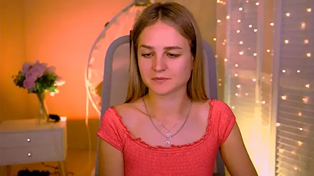 Snapshot of DeboraLarson chatting on July 2026 03:43:02 AM DeboraLarson online show from July 2026 03:43:02 AM