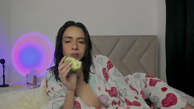 Bonnieshyy online show from September 2025 03:51:01 AM