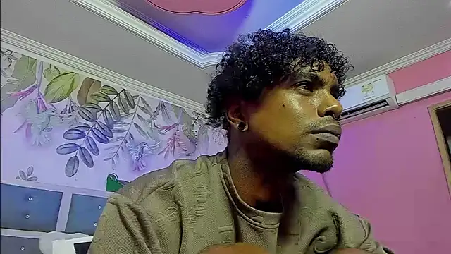 bigblackhotx1 online show from January 2026 01:16:02 PM