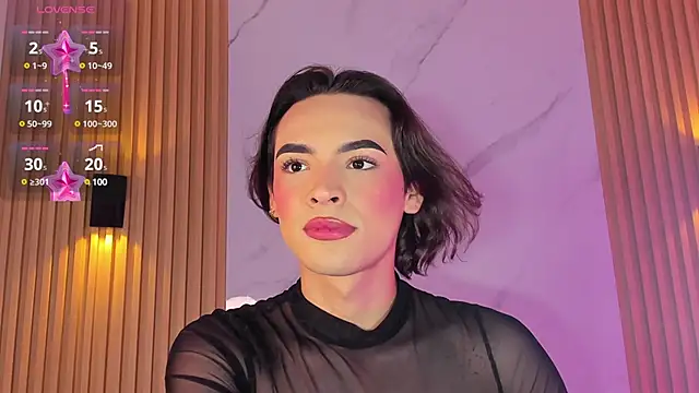 Snapshot of miss_Ari chatting on February 2025 09:14:02 PM miss Ari online show from February 2025 09:14:02 PM