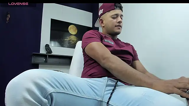 Marcos garcias online show from March 2025 07:16:02 AM