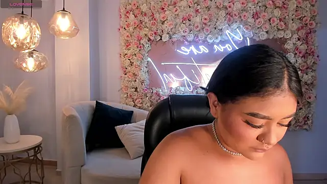 GabriellaLee online show from October 2025 12:08:02 AM