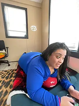 tillymarie34 online show from February 2026 05:02:02 PM