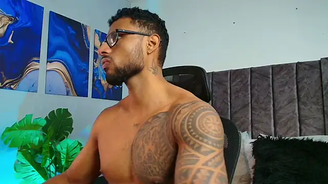 LiamGarcia1 online show from September 2025 03:26:01 PM