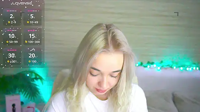 Ashley S online show from September 2025 10:13:02 PM