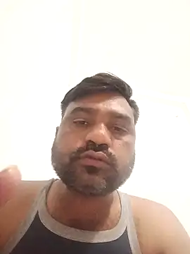 Snapshot of pintuS40 chatting on January 2025 04:02:01 PM pintuS40 online show from January 2025 04:02:01 PM