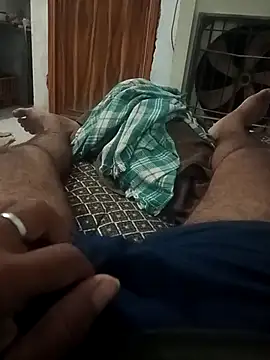 Snapshot of pintuS40 chatting on September 2025 01:17:01 AM pintuS40 online show from September 2025 01:17:01 AM