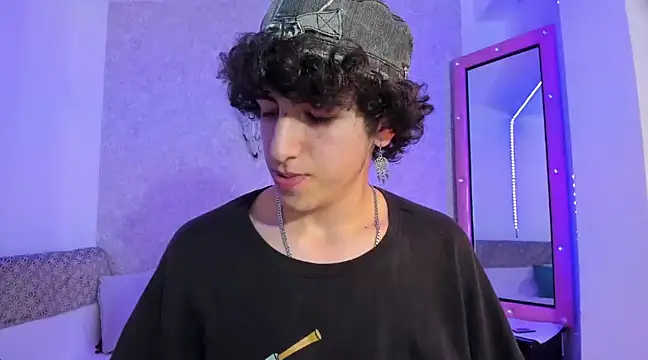 Kerverr  online show from January 2025 01:54:01 AM