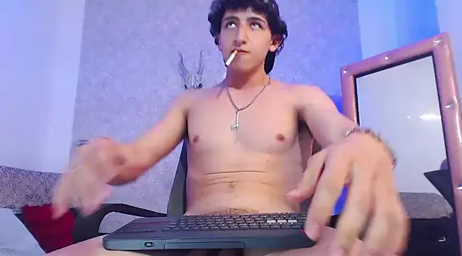 Kerverr  online show from February 2025 10:42:02 PM