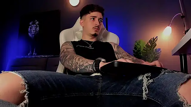 uptomatty online show from May 2026 08:43:02 AM