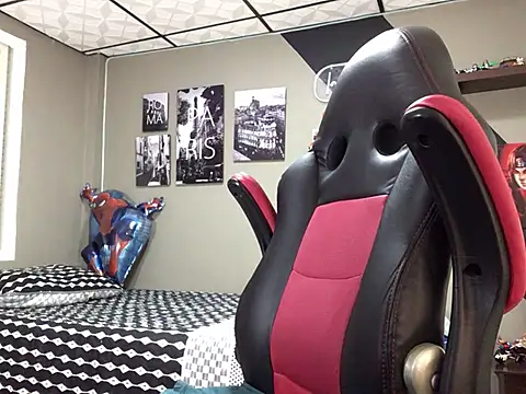 marcel crawford96 online show from February 2025 01:40:01 PM