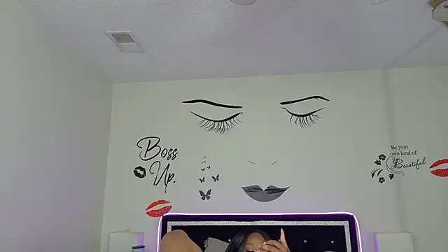 Snapshot of chocolatefantasyxxox chatting on February 2025 01:47:02 AM chocolatefantasyxxox online show from February 2025 01:47:02 AM