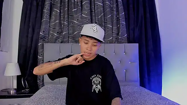 nova sex01 online show from February 2025 04:44:02 AM