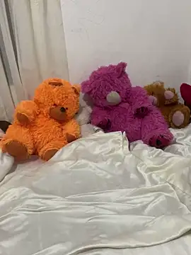 Jecy bee online show from March 2025 12:39:01 AM