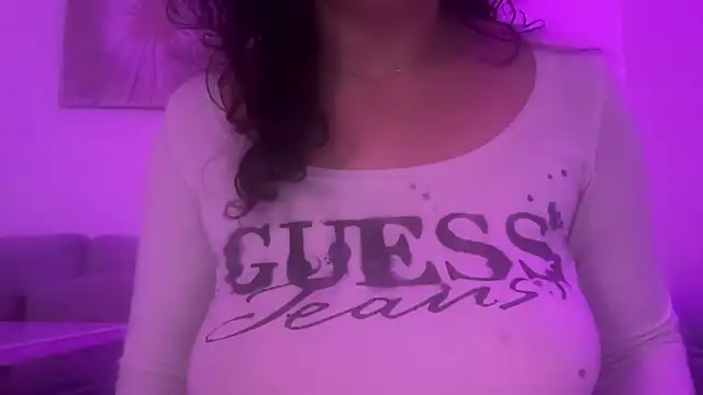 Serena 4you online show from October 2025 08:53:02 PM