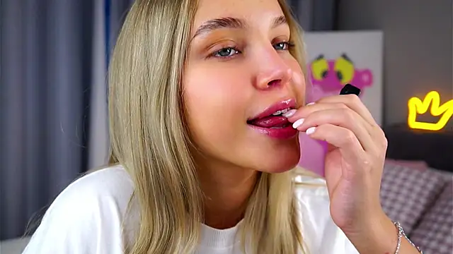 AftonConnett online show from November 2025 01:05:01 AM