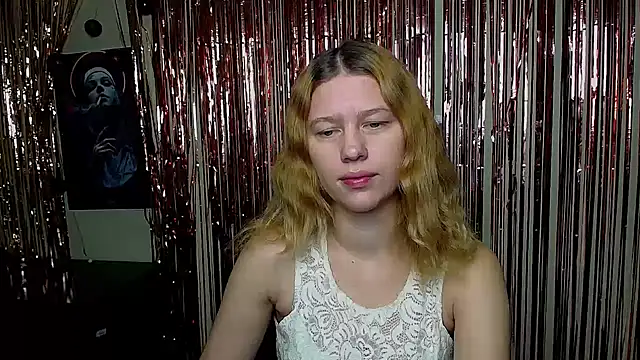 StellaCRL online show from November 2025 07:18:02 AM