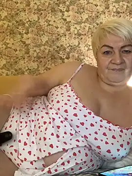 Laura Millf online show from January 2025 05:53:01 PM