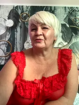 Laura Millf online show from September 2025 11:03:01 AM