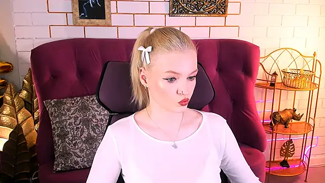 GraceGlamour online show from November 2025 01:03:01 PM