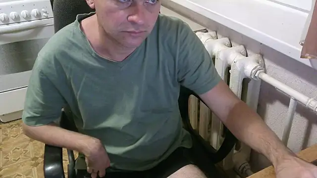 Snapshot of AlDON59 chatting on September 2025 05:59:02 PM AlDON59 online show from September 2025 05:59:02 PM