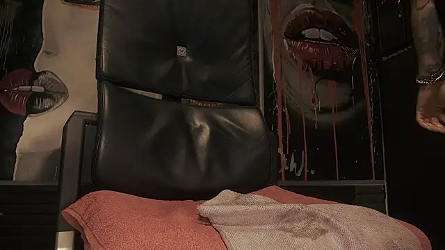 Snapshot of dani4334 chatting on September 2025 07:51:02 PM dani4334 online show from September 2025 07:51:02 PM