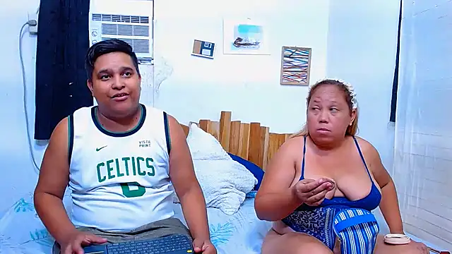 lucasandSofi online show from June 2026 09:52:02 PM