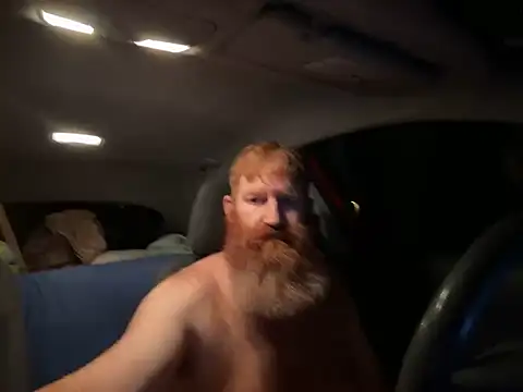 Snapshot of Redfurr69 chatting on December 2024 06:04:02 AM Redfurr69 online show from December 2024 06:04:02 AM