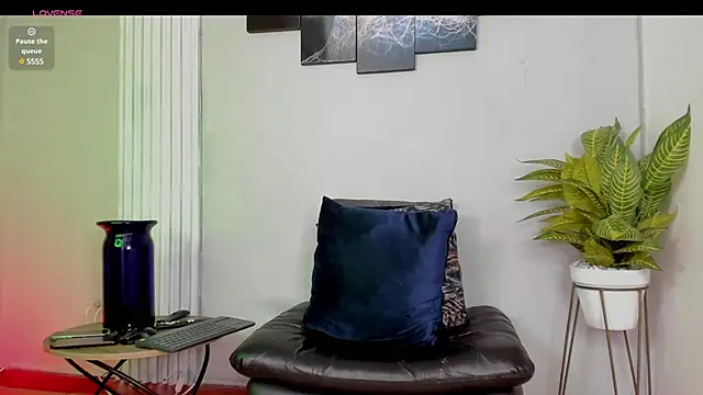 thomas eliotts online show from March 2025 08:00:02 PM