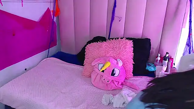 sara caplerx online show from November 2025 07:14:01 PM