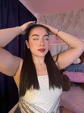 Snapshot of IsabellaAnngel chatting on July 2026 11:53:02 PM IsabellaAnngel online show from July 2026 11:53:02 PM