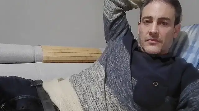 basquehotboy online show from November 2025 11:05:01 PM