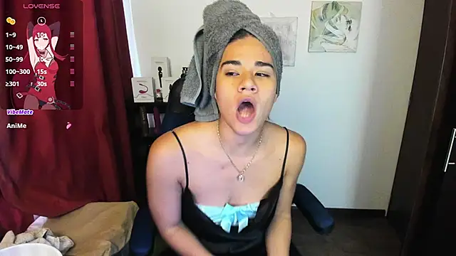 Snapshot of natasha777_v chatting on September 2025 09:27:01 PM natasha777 v online show from September 2025 09:27:01 PM