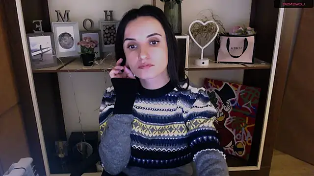 Snapshot of LaimaV_ chatting on December 2024 04:15:01 PM LaimaV online show from December 2024 04:15:01 PM