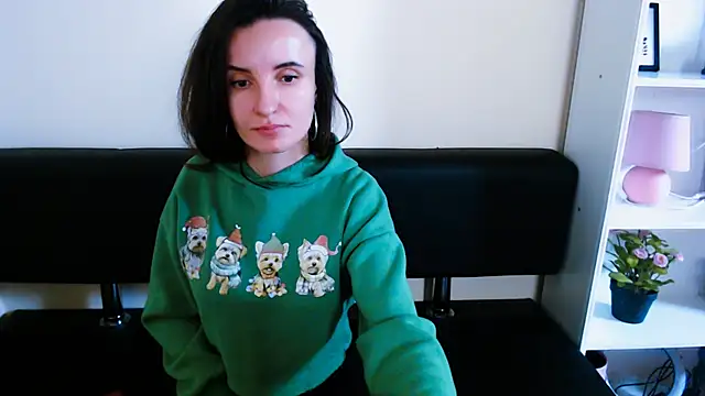 Snapshot of LaimaV_ chatting on December 2024 11:41:02 AM LaimaV online show from December 2024 11:41:02 AM