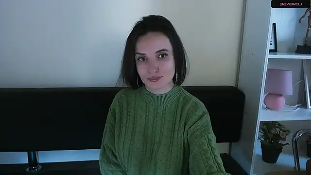 Snapshot of LaimaV_ chatting on January 2025 02:24:02 PM LaimaV online show from January 2025 02:24:02 PM