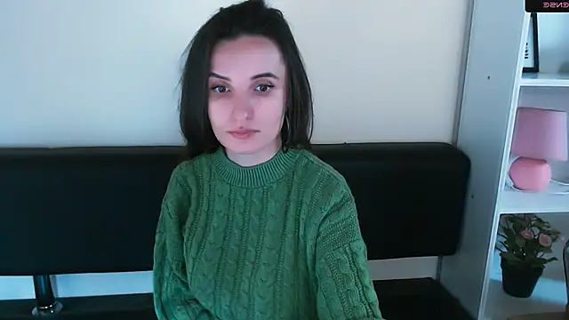 Snapshot of LaimaV_ chatting on January 2025 05:29:01 PM LaimaV online show from January 2025 05:29:01 PM