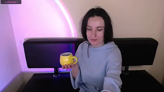 Snapshot of LaimaV_ chatting on September 2025 12:54:01 PM LaimaV online show from September 2025 12:54:01 PM