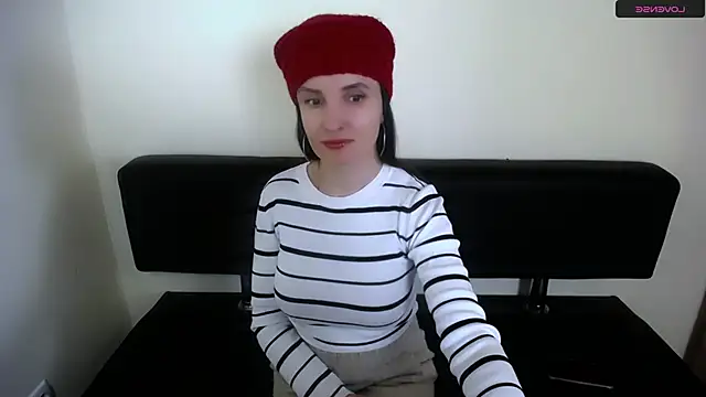 Snapshot of LaimaV_ chatting on February 2026 10:40:02 AM LaimaV online show from February 2026 10:40:02 AM