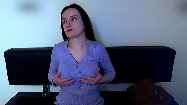 Snapshot of LaimaV_ chatting on February 2026 10:34:02 AM LaimaV online show from February 2026 10:34:02 AM