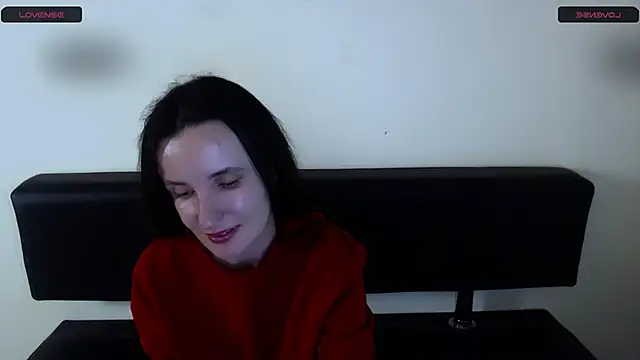 Snapshot of LaimaV_ chatting on February 2026 05:39:02 AM LaimaV online show from February 2026 05:39:02 AM