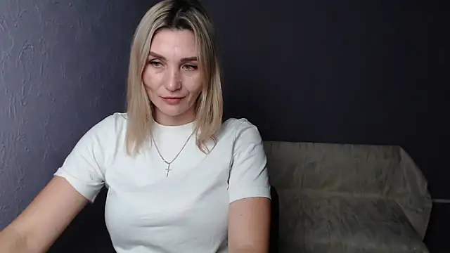  sexy lady online show from February 2025 01:22:01 PM