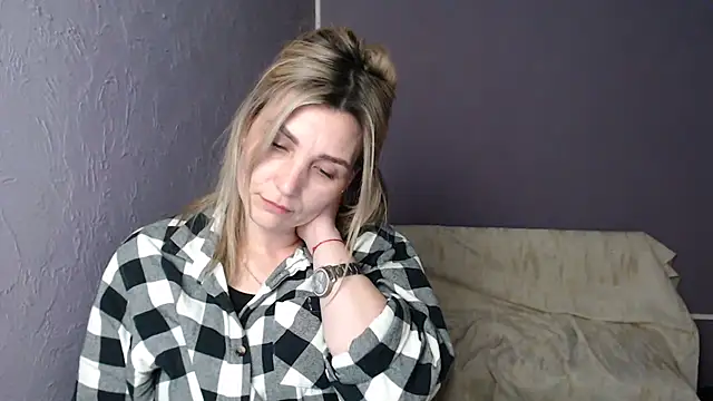  sexy lady online show from February 2025 04:59:01 PM