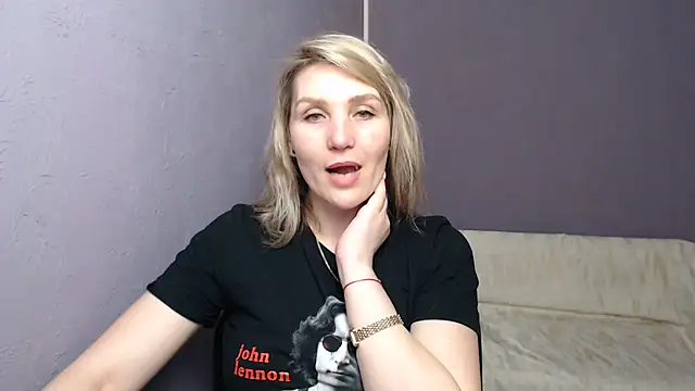  sexy lady online show from March 2025 02:12:02 PM